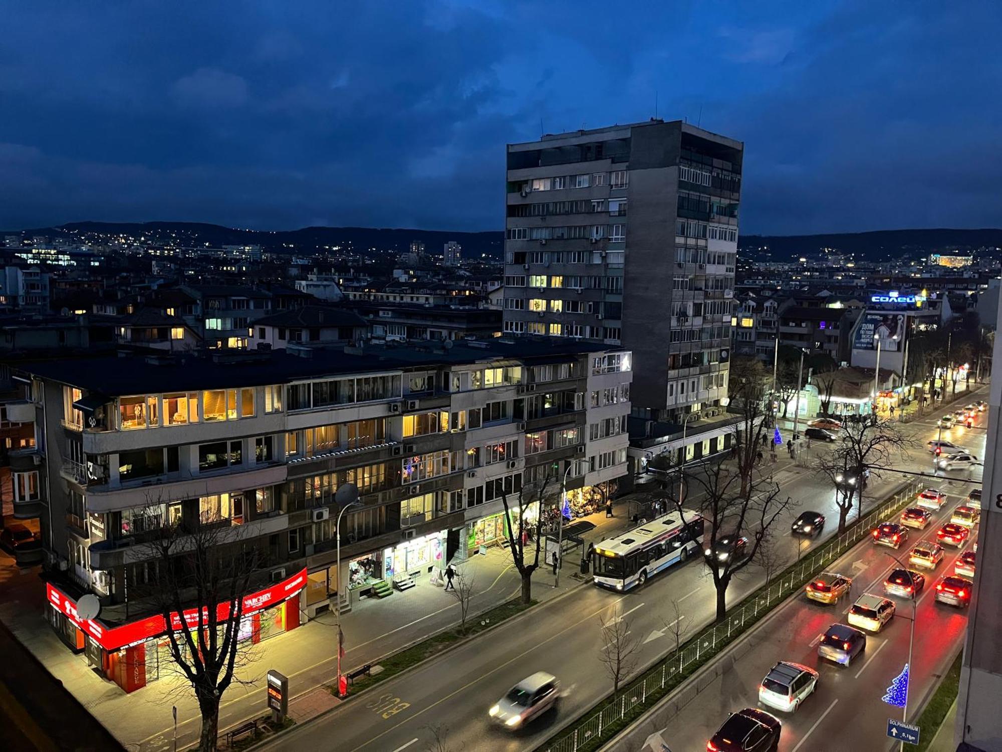 Tevi Apartments Varna Bagian luar foto