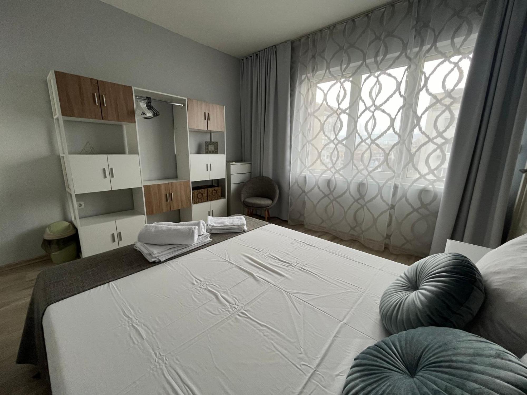 Tevi Apartments Varna Bagian luar foto
