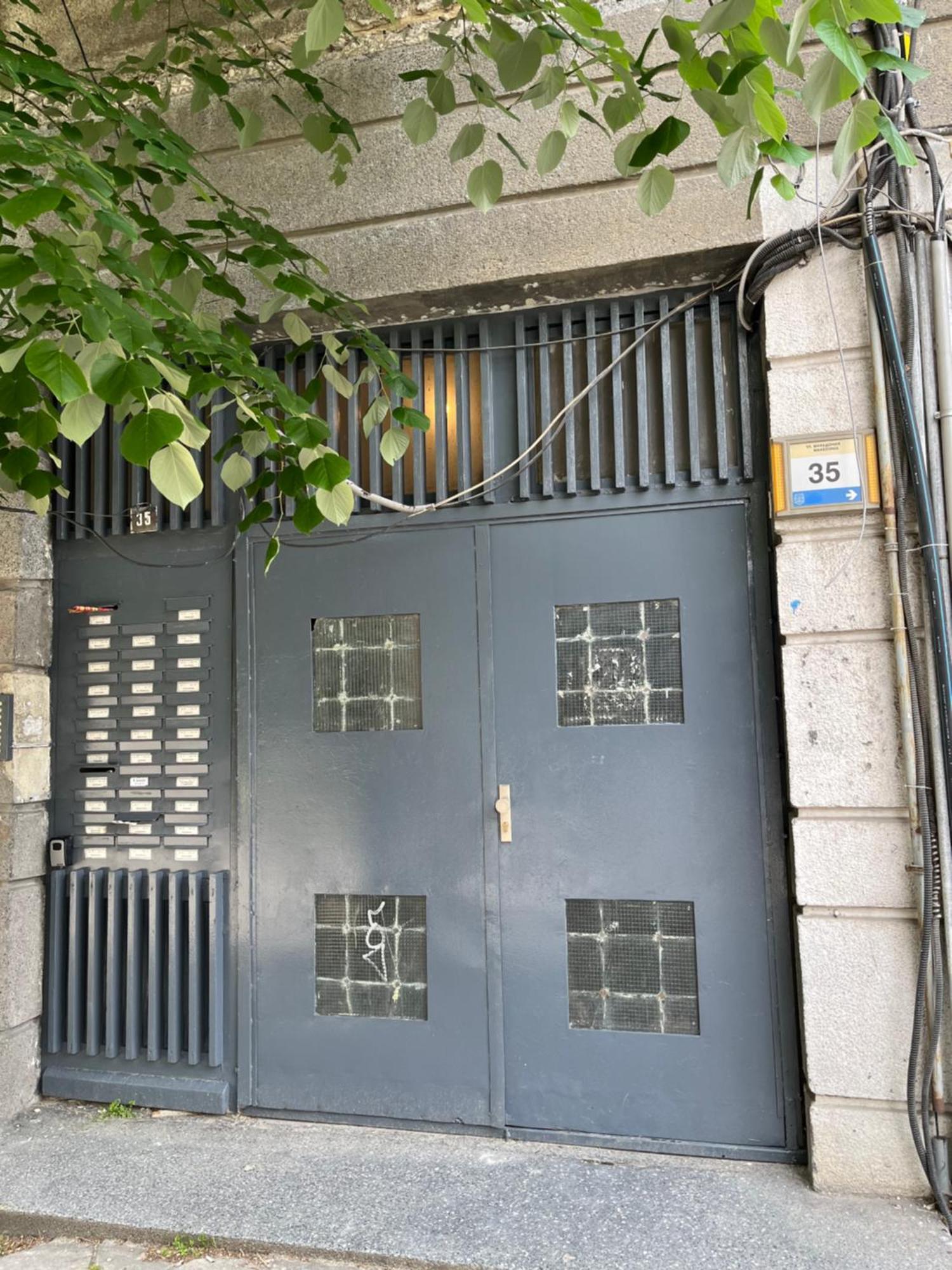 Tevi Apartments Varna Bagian luar foto
