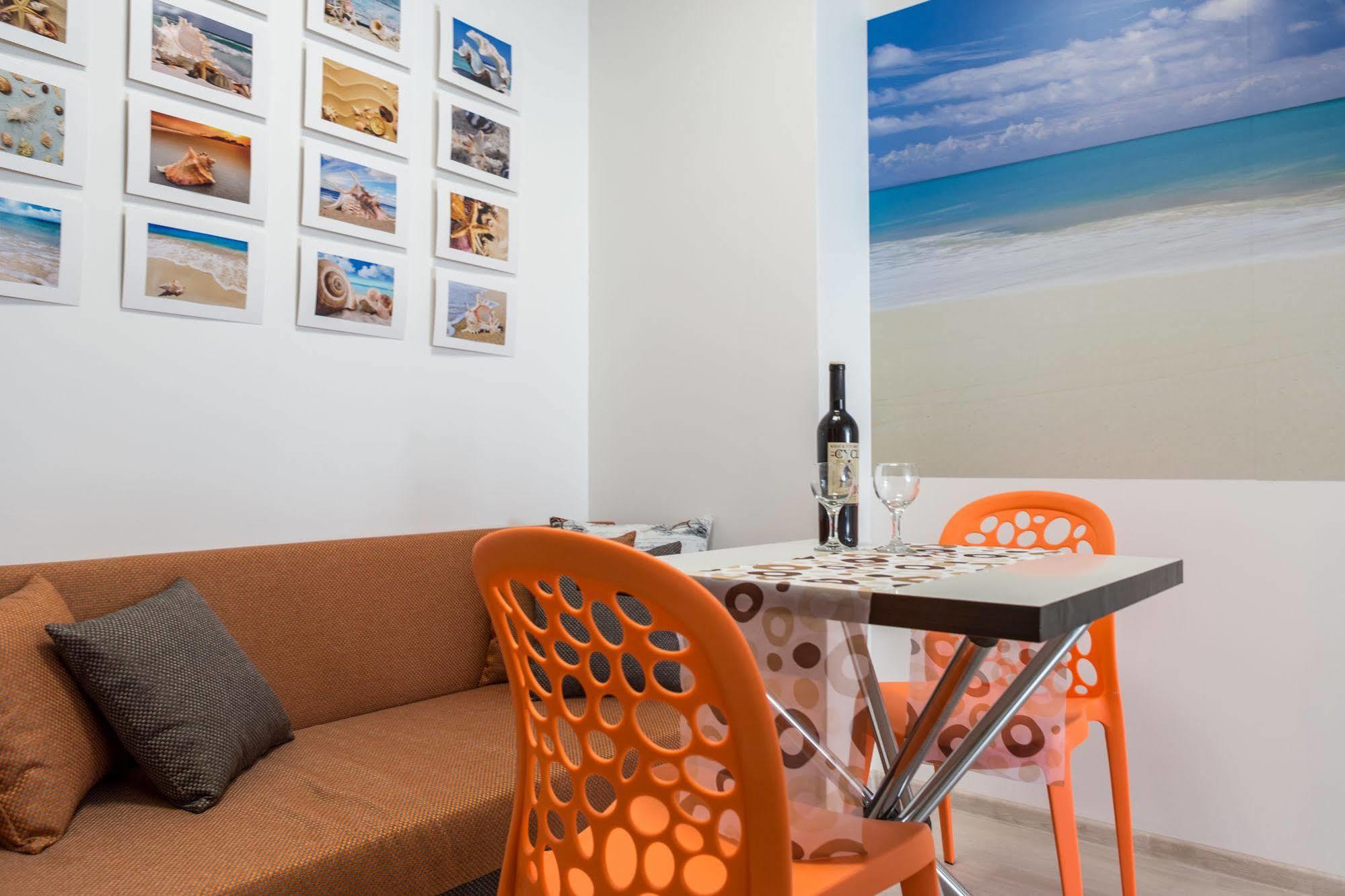 Tevi Apartments Varna Bagian luar foto